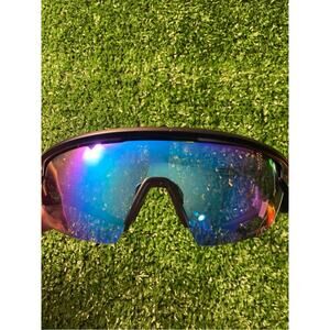 Oakley Sports Sunglasses with Blue/Purple Mirror Lens